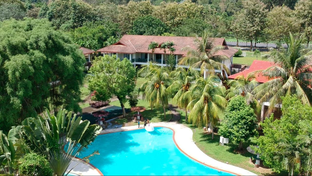 Отель Panorama Country Langkawi Куах Экстерьер фото